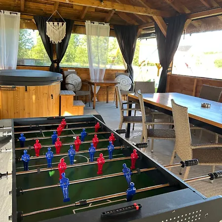 Honstryk Relax & Fun Z Balia I Przestrzenia Dla Rodzin 아파트 Krempachy